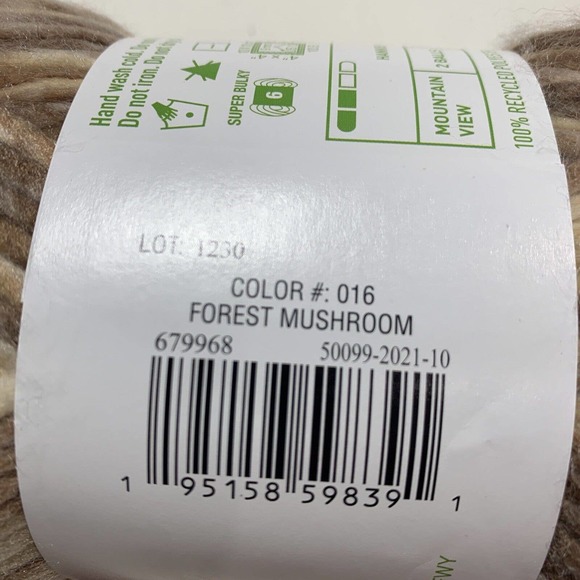 Loops & Threads Yarn Eco Cozy Watercolors "Forest Mushroom" - 290 Yards Lot of 2 - Picture 4 of 6